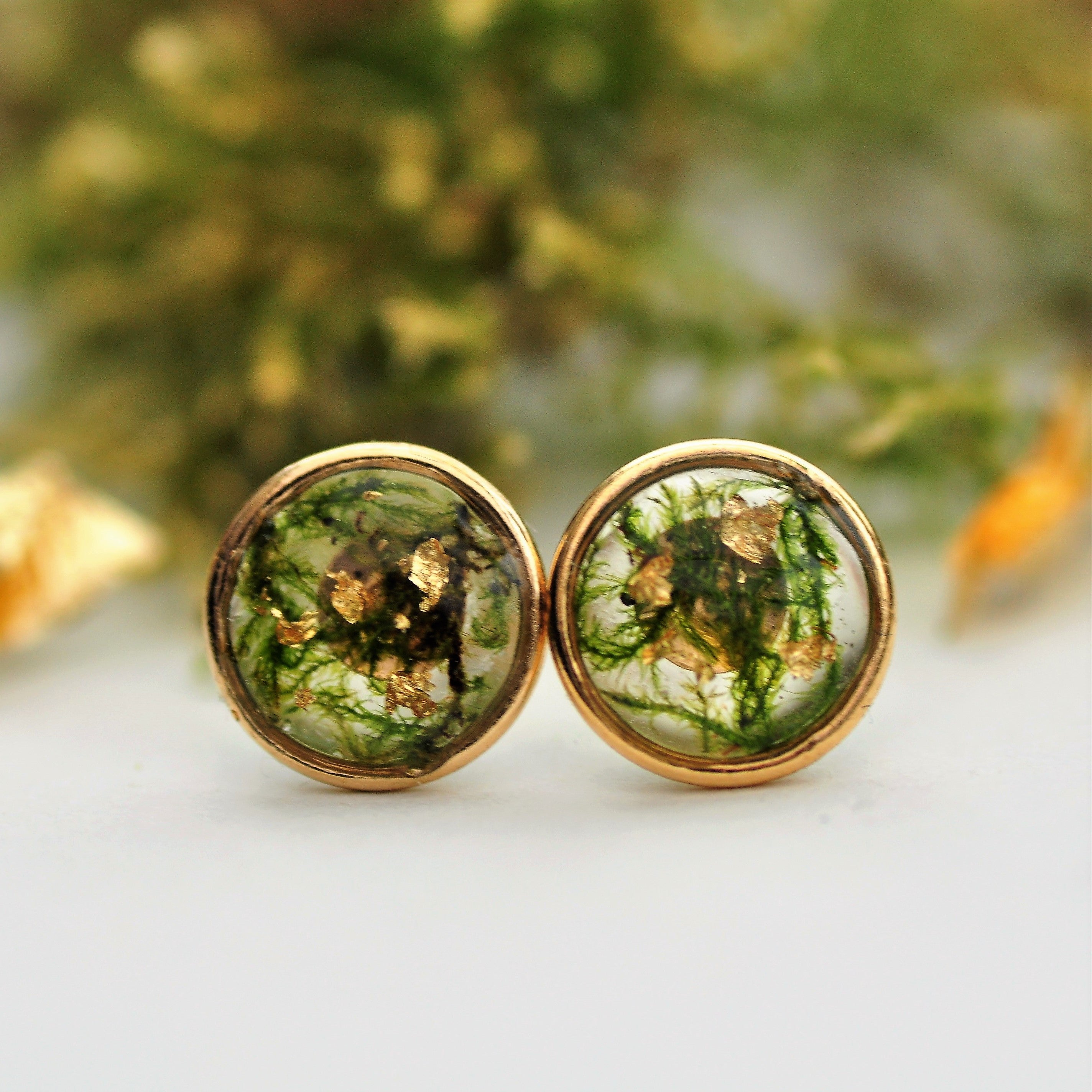 moss earposts