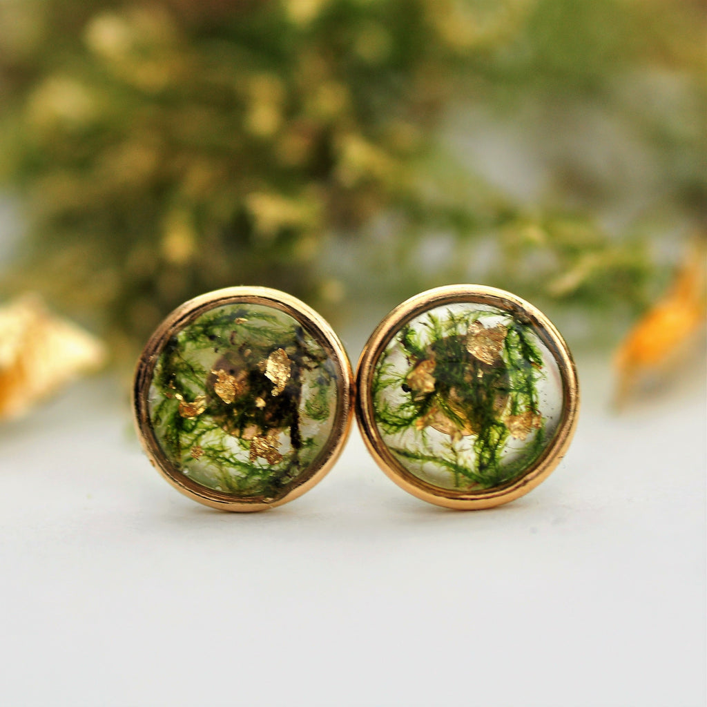 moss earposts