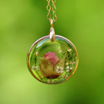 rose necklace